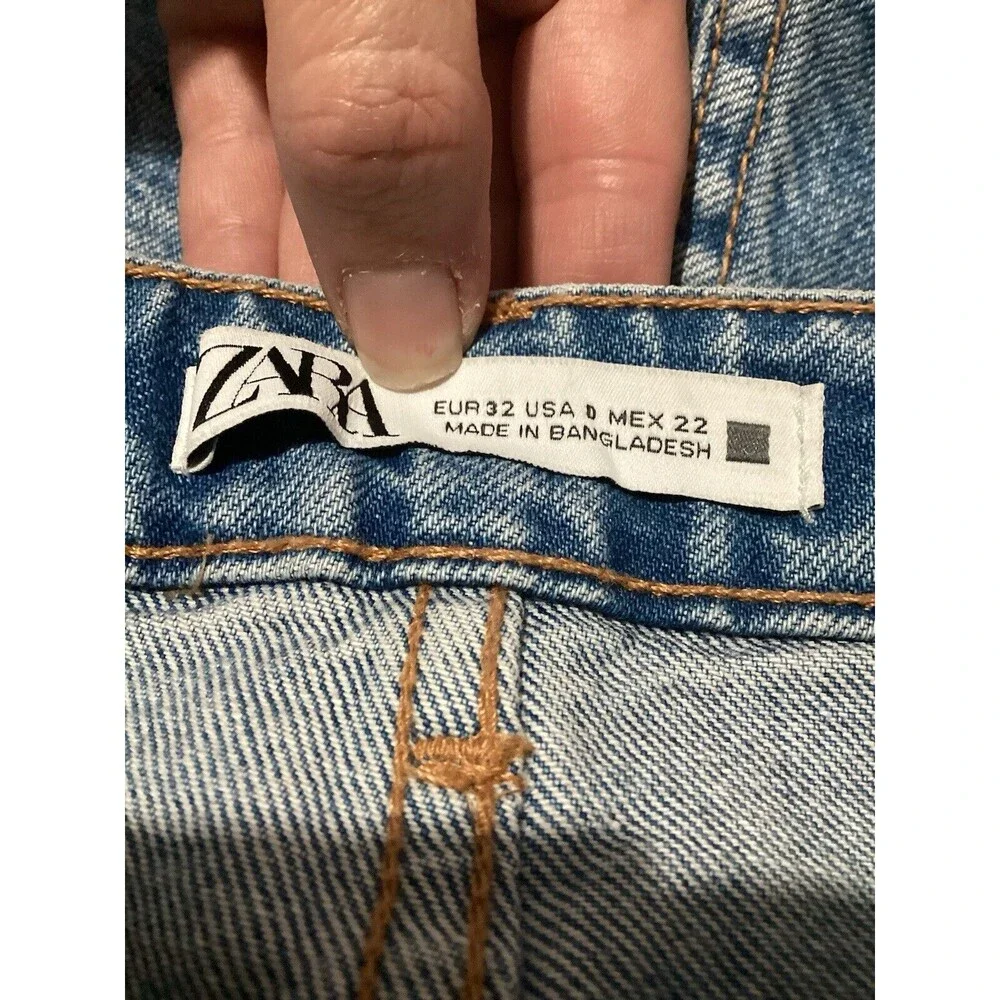 Zara Light Wash Cut Off High Waist Denim Short Shorts 0